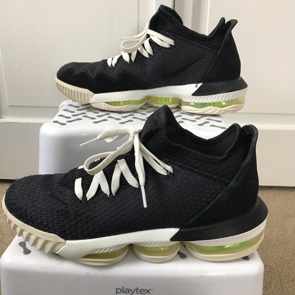 Nike Lebron XVI Low Black White Sneakers - Picture 1 of 5